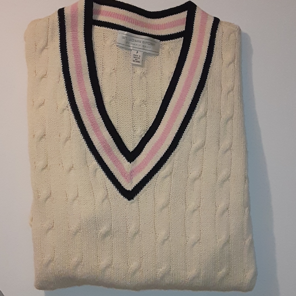 ST.JOHN SWEATER COLLECTION